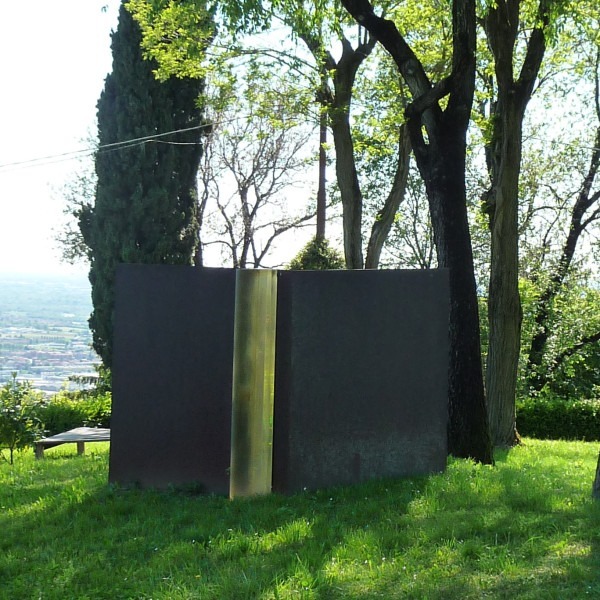 Amalia Del Ponte, U.S.A., installation view