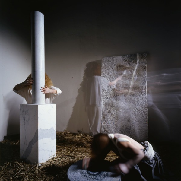 Amalia Del Ponte, Encantar, 1986, ph Santi Caleca